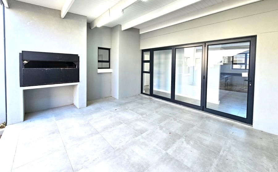 3 Bedroom Property for Sale in Paarl South Western Cape